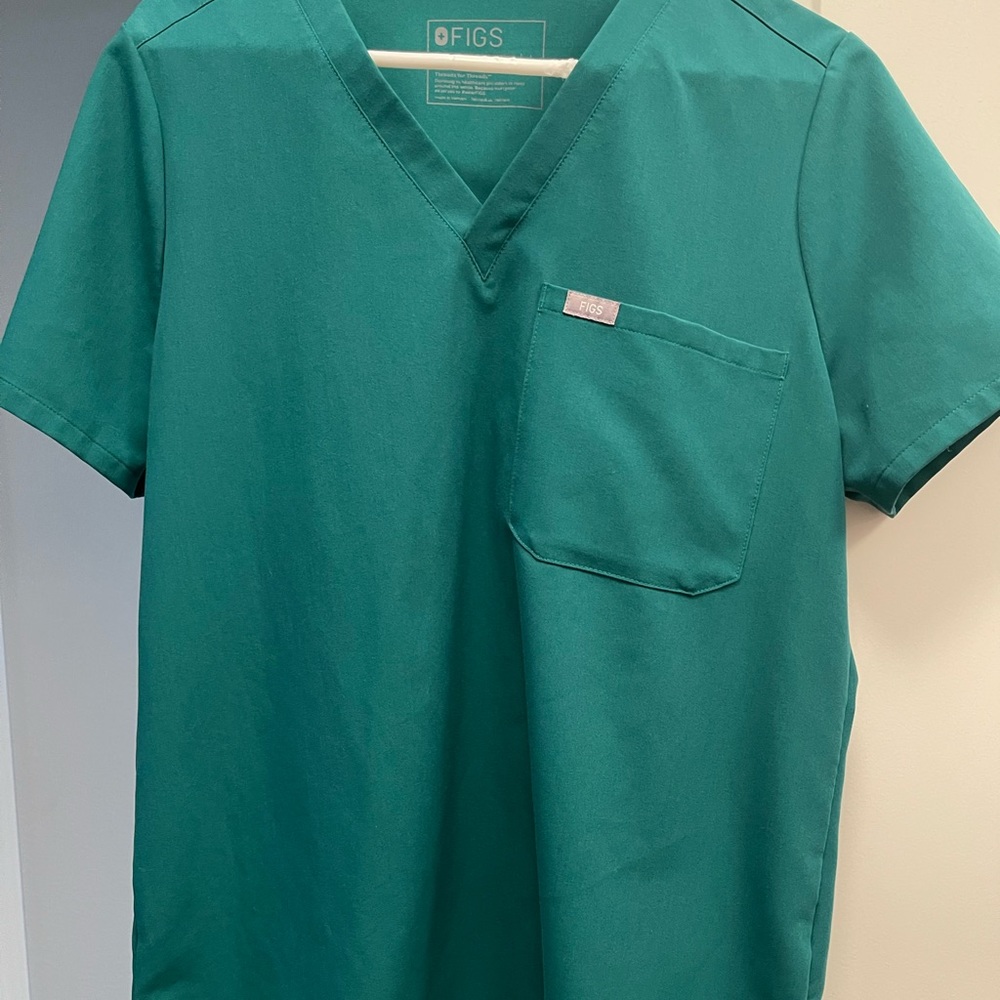 Figs Hunter Green Scrub top